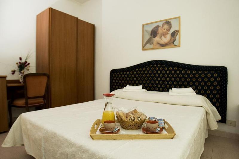 Bed & Breakfast Sole E Luna Roma